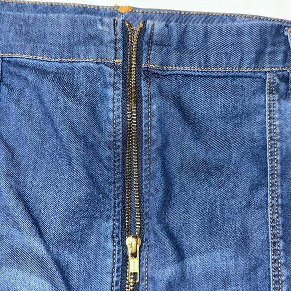 Chicos 2.5/M-L Blue Lightweight Denim Cotton/Lyocell Zip Front Fringe Hem Skirt - Picture 10 of 16